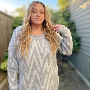 Lane Bryant Grey Silver pullover sweater chevron 18/20 cozy